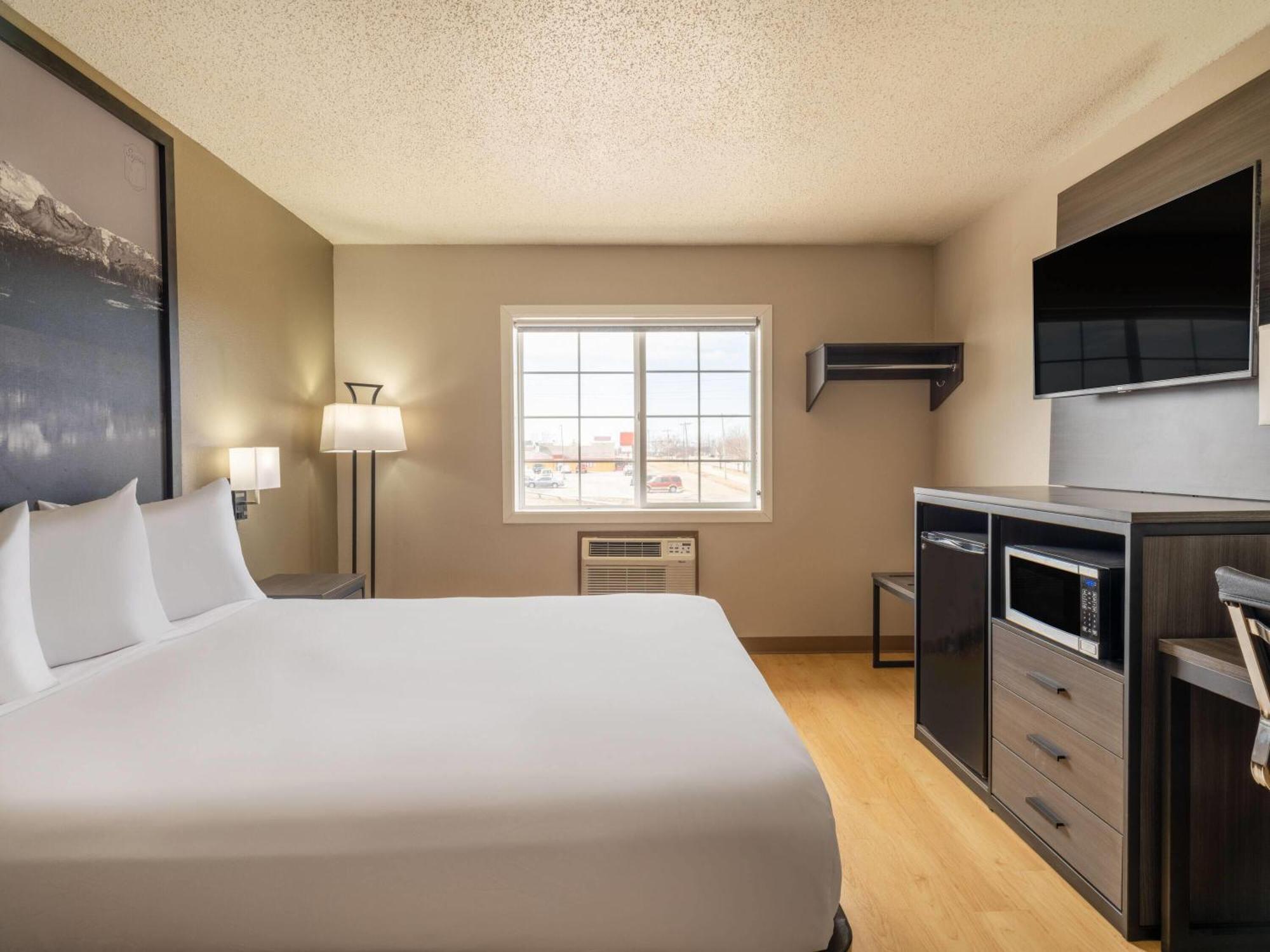 Hotel Super 8 By Wyndham Clinton Exterior foto